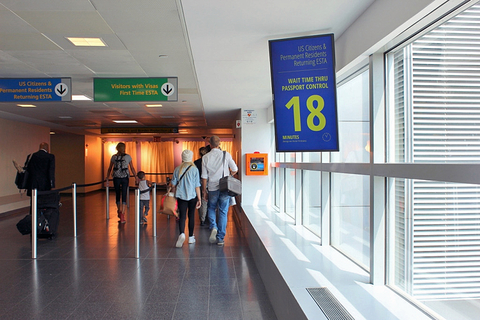 Sensors Insights 1 2017-08-18 Fig2 Wait time sign at JFK